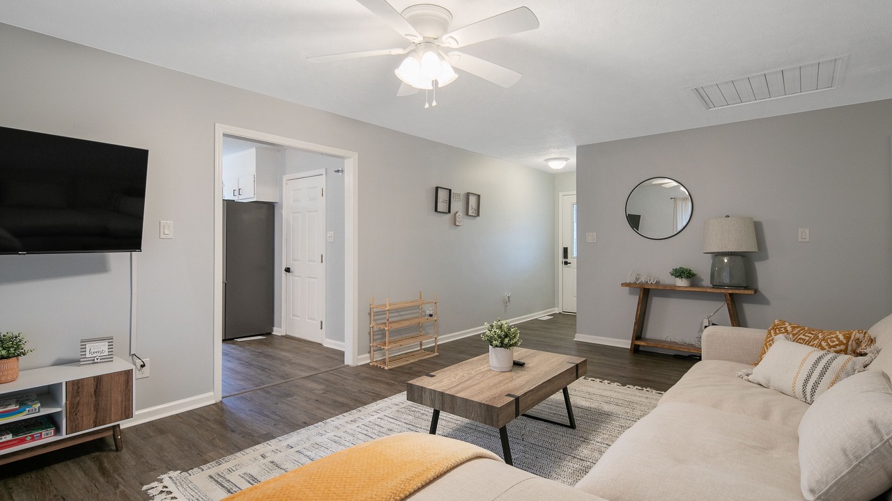 Photo of Livingroom in South View
