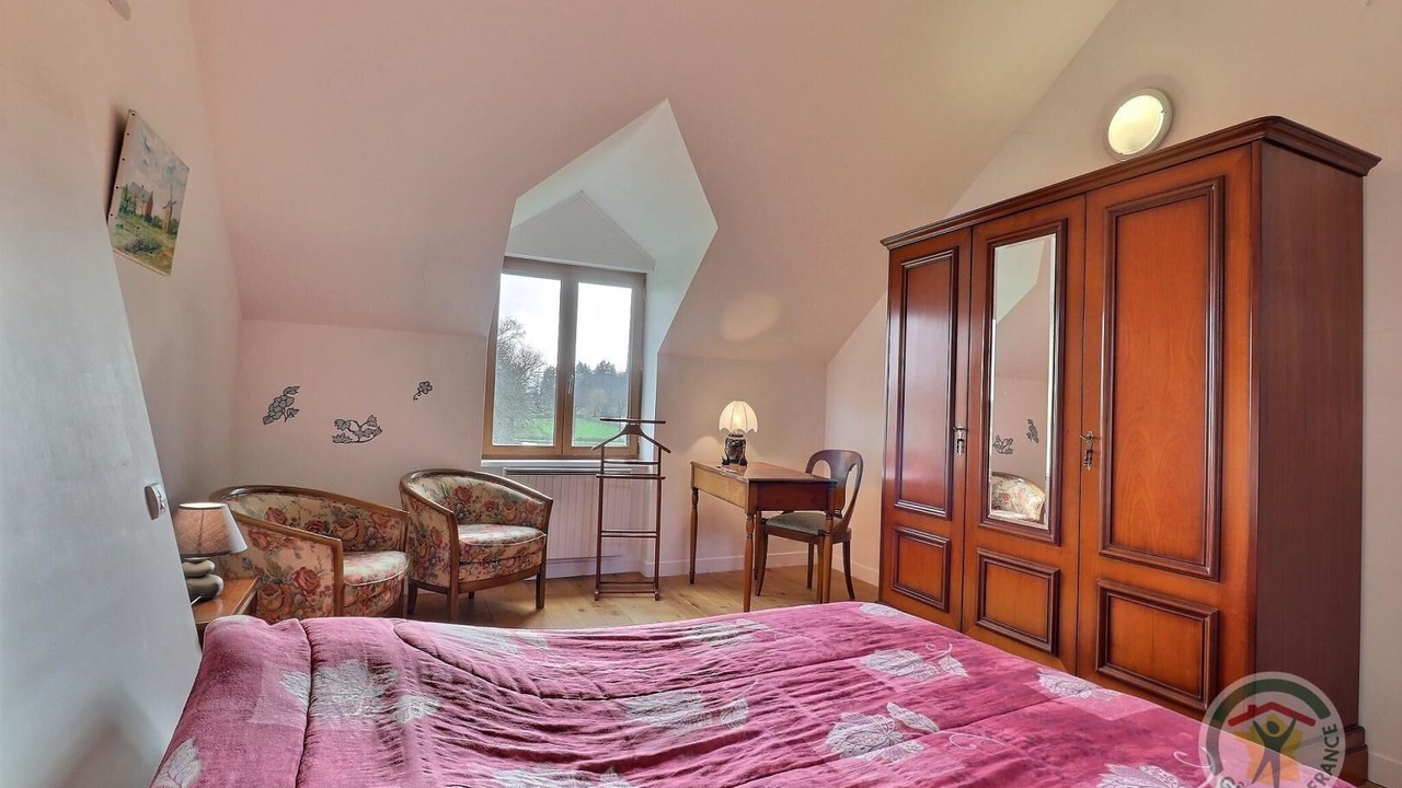Photo of Bedroom in Baguer-Morvan