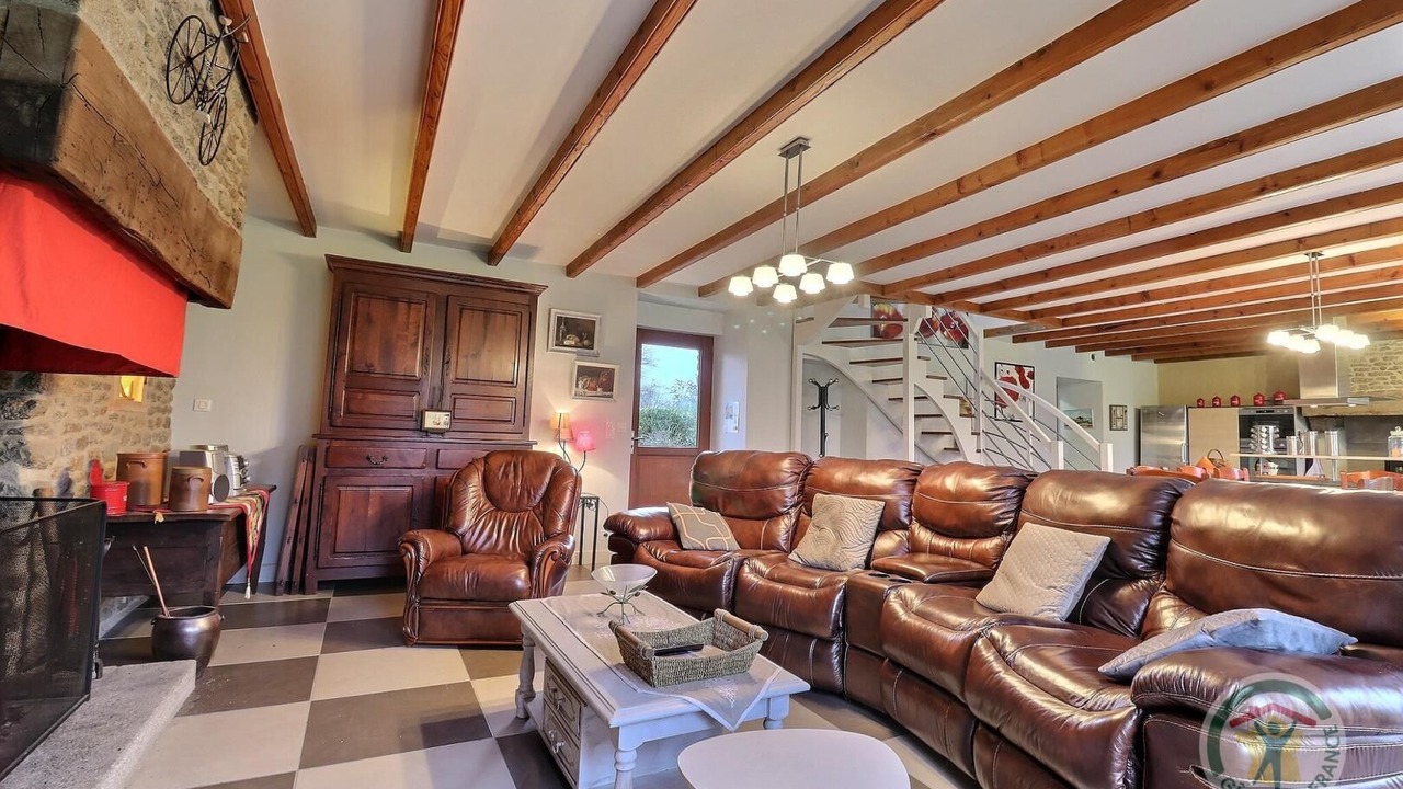 Photo of Livingroom in Baguer-Morvan