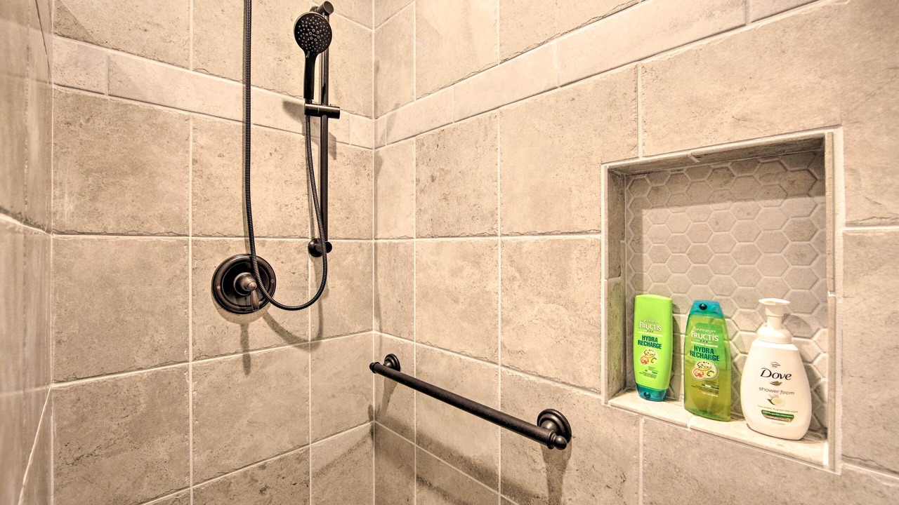 Photo of Bathroom in Hemphill