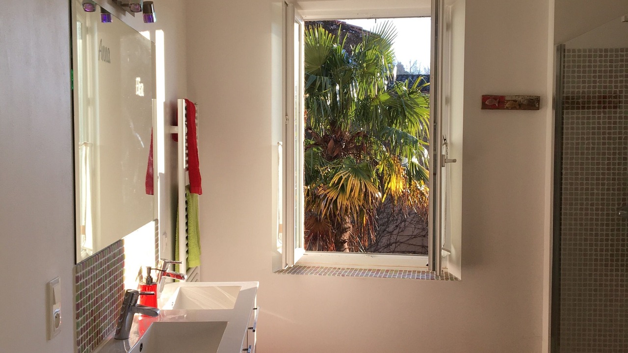 Photo of Bathroom in Lautrec