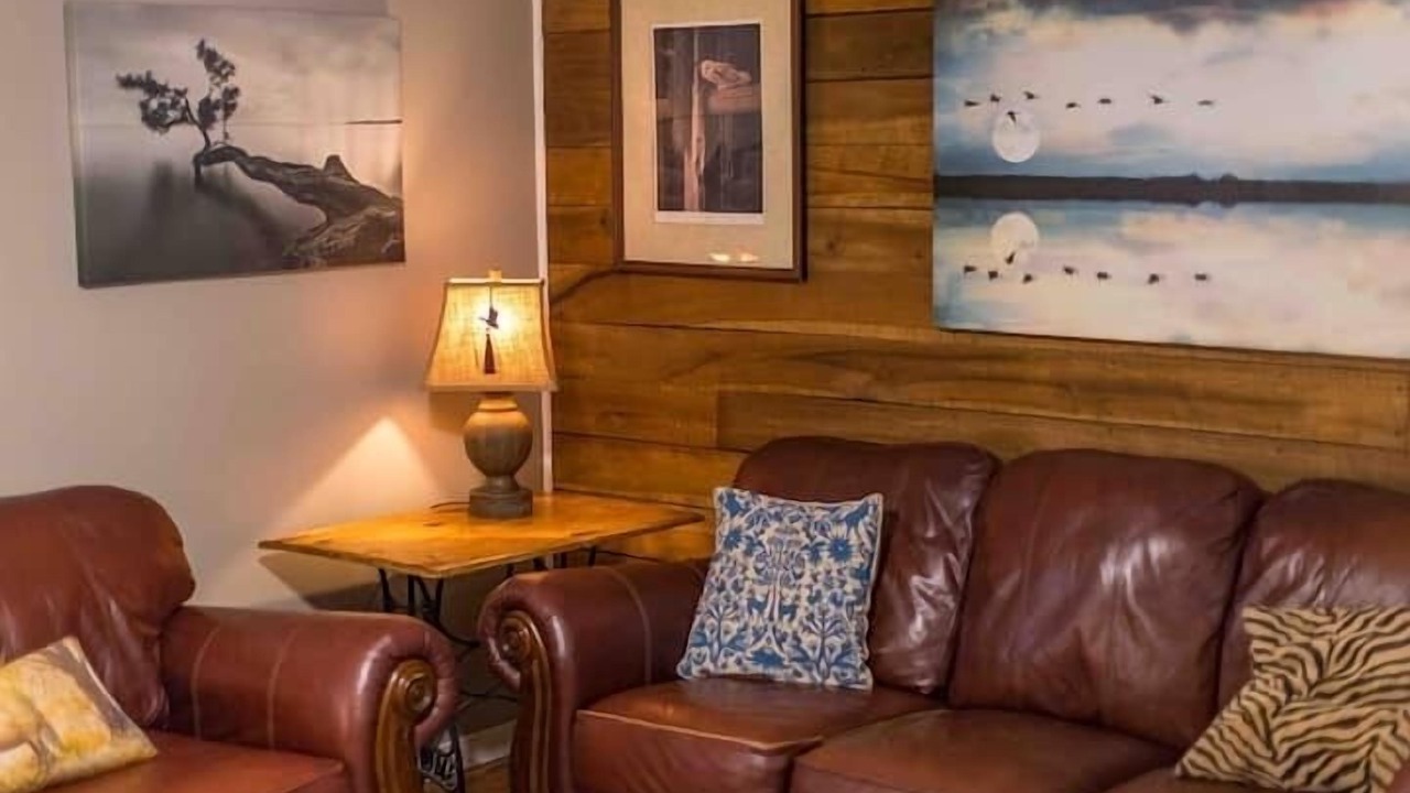 Photo of Livingroom in Roseland