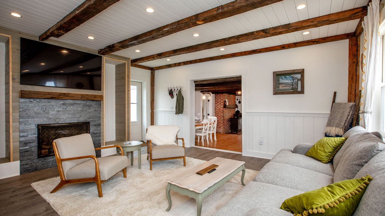 Photo of Livingroom in Wiscasset