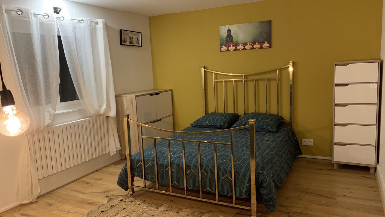 Photo of Bedroom in Noyal-sur-Seiche