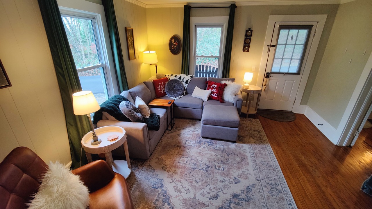 Photo of Livingroom in Greensburg