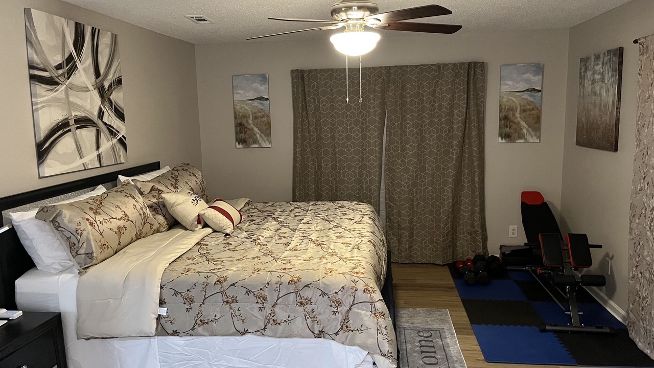Photo of Bedroom in Hinesville
