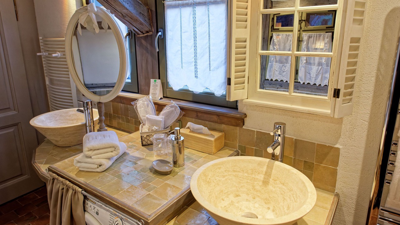 Photo of Bathroom in Riquewihr