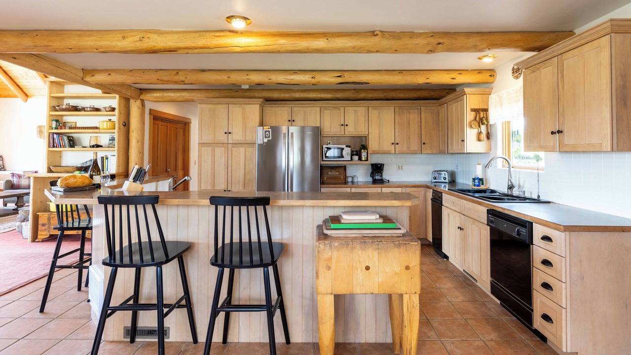 Photo of Others in Stanley