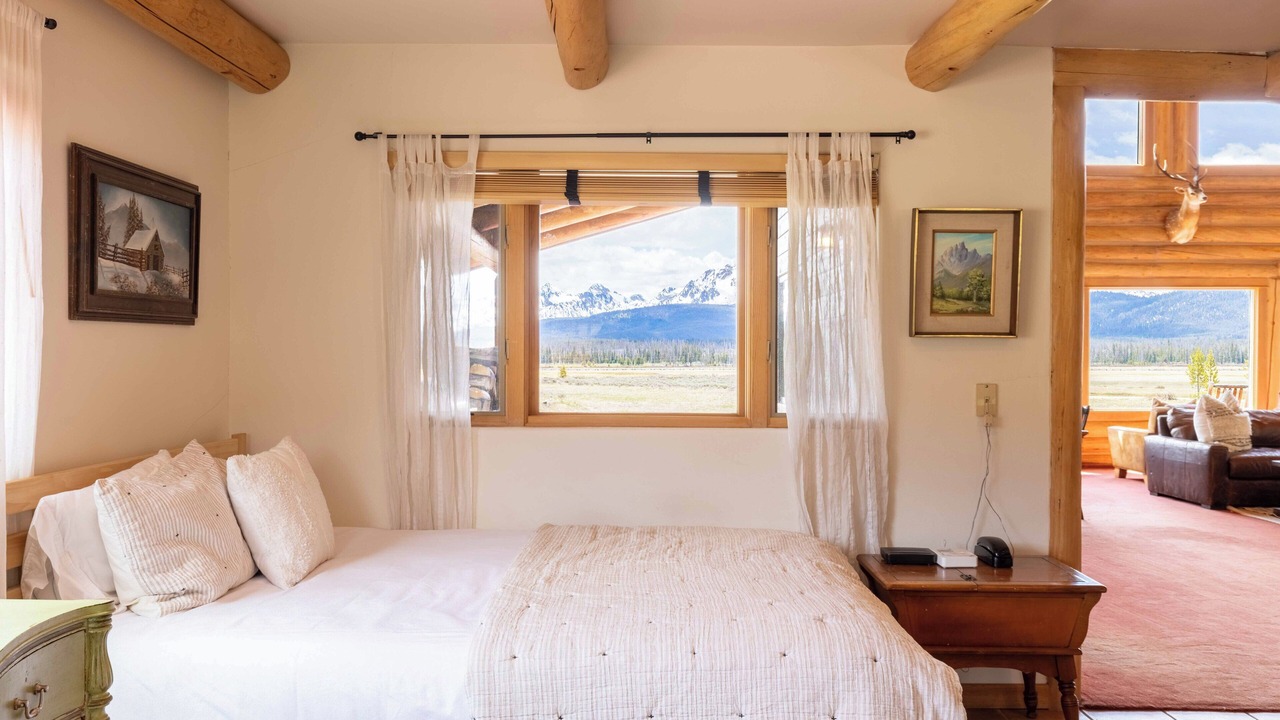 Photo of Others in Stanley