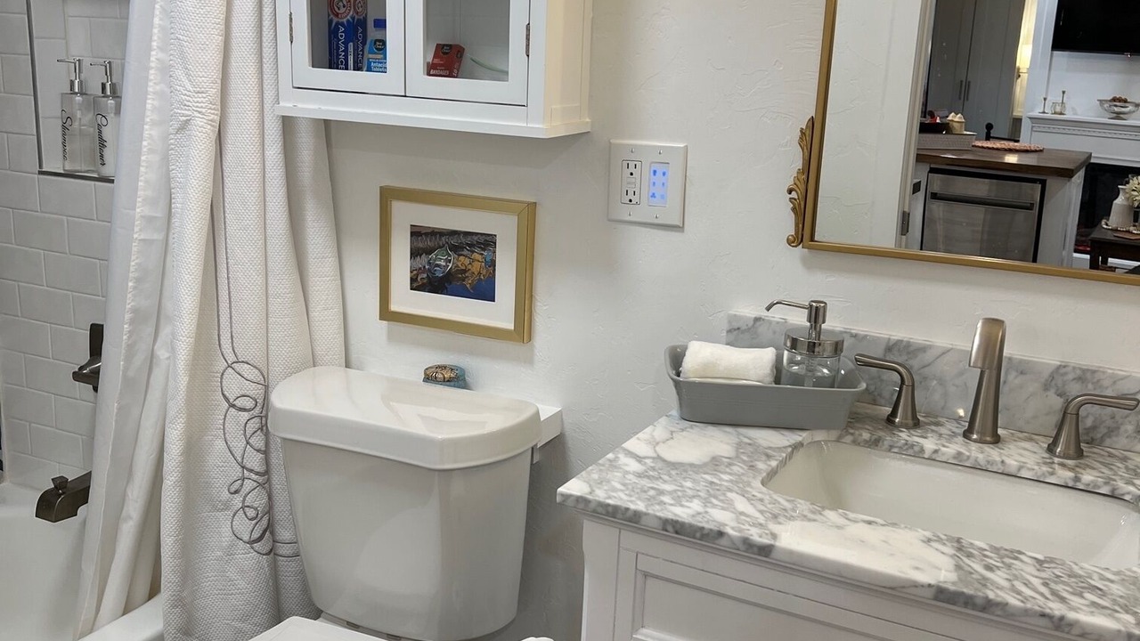 Photo of Bathroom in Central Oklahoma City