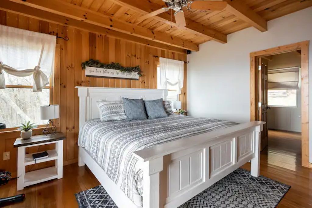 Photo of Bedroom in Wolf Laurel