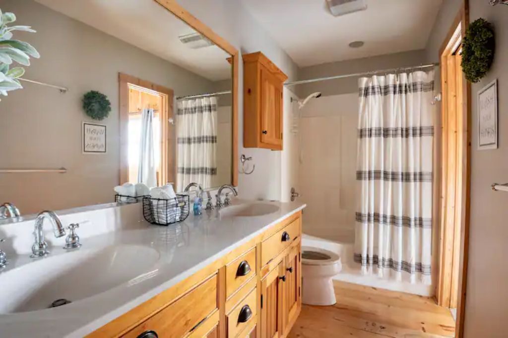 Photo of Bathroom in Wolf Laurel