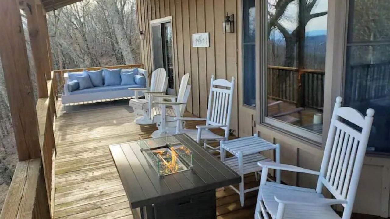 Photo of Patio Balcony in Wolf Laurel