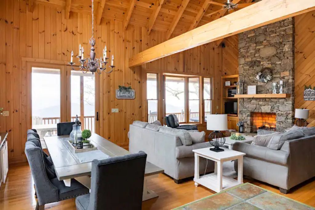 Photo of Livingroom in Wolf Laurel