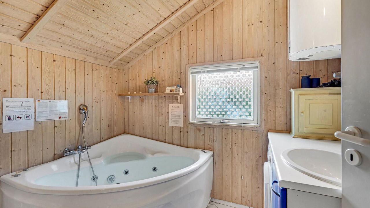 Photo of Bathroom in Spodsbjerg