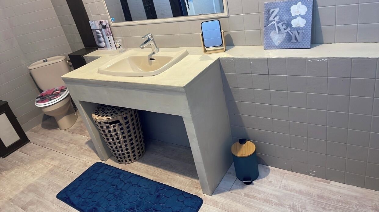 Photo of Bathroom in Saint-Ambroix