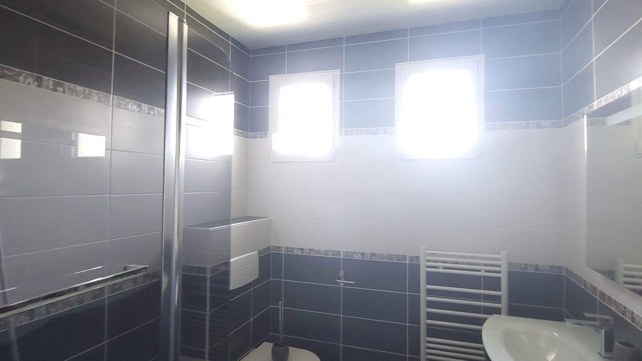 Photo of Bathroom in Plomodiern