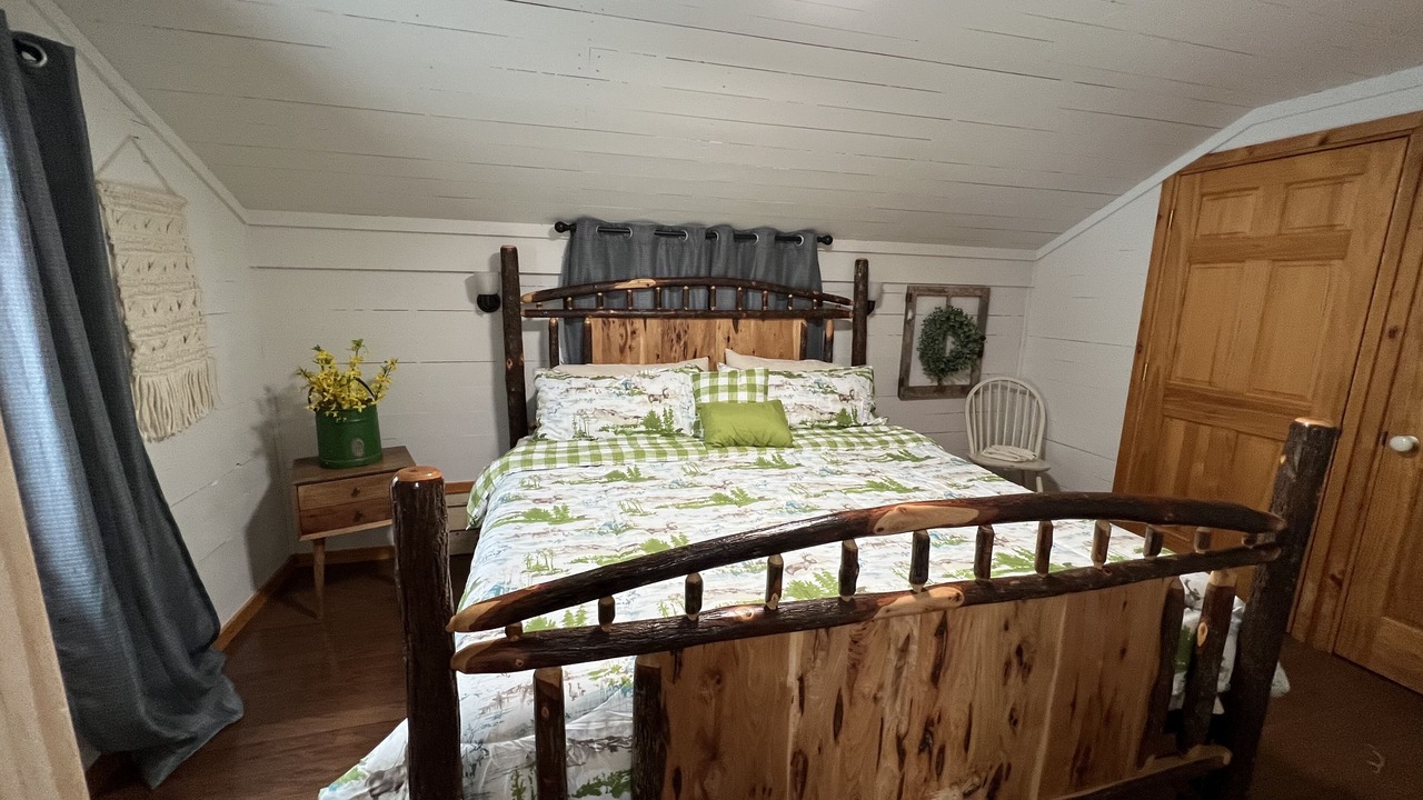 Photo of Bedroom in Lawrenceville