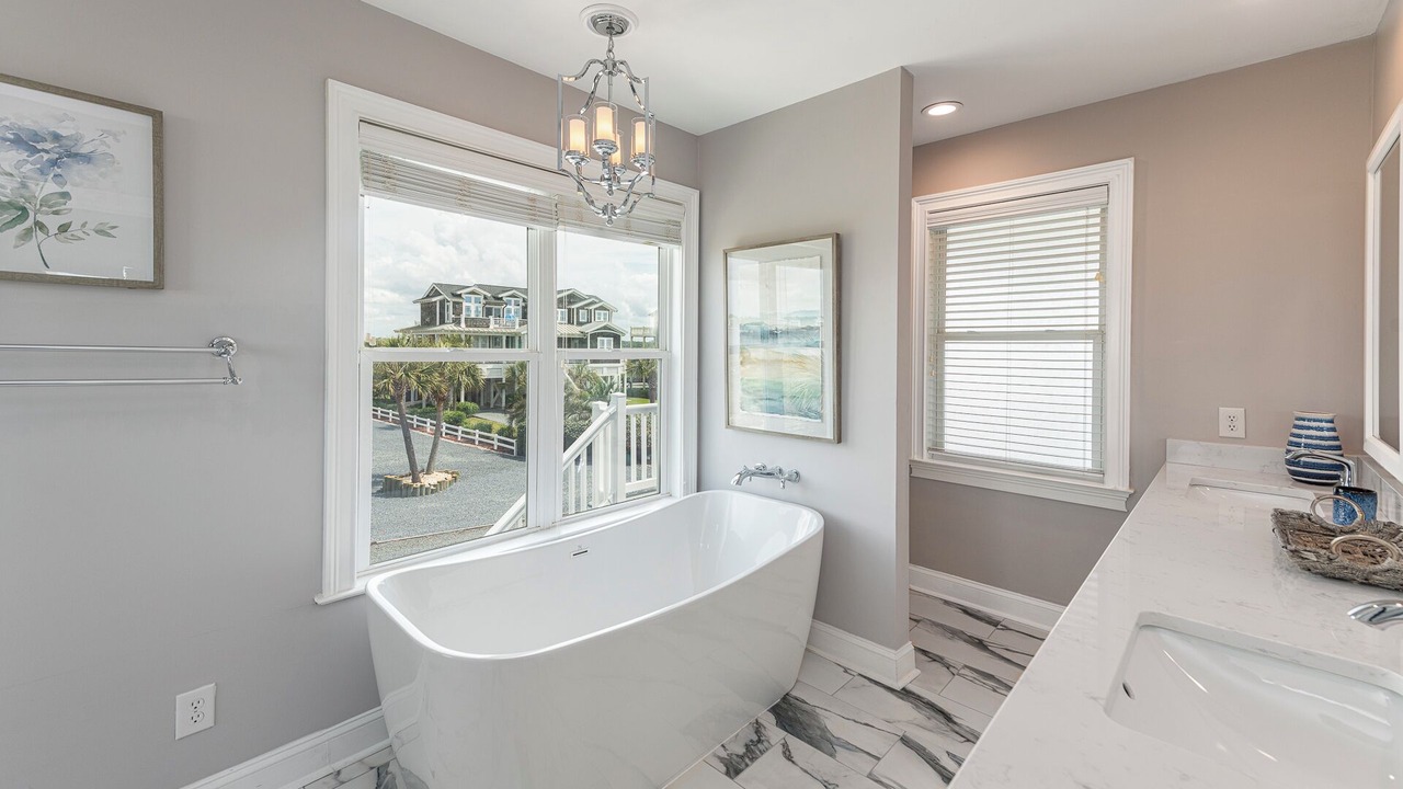 Photo of Bathroom in Holden Beach