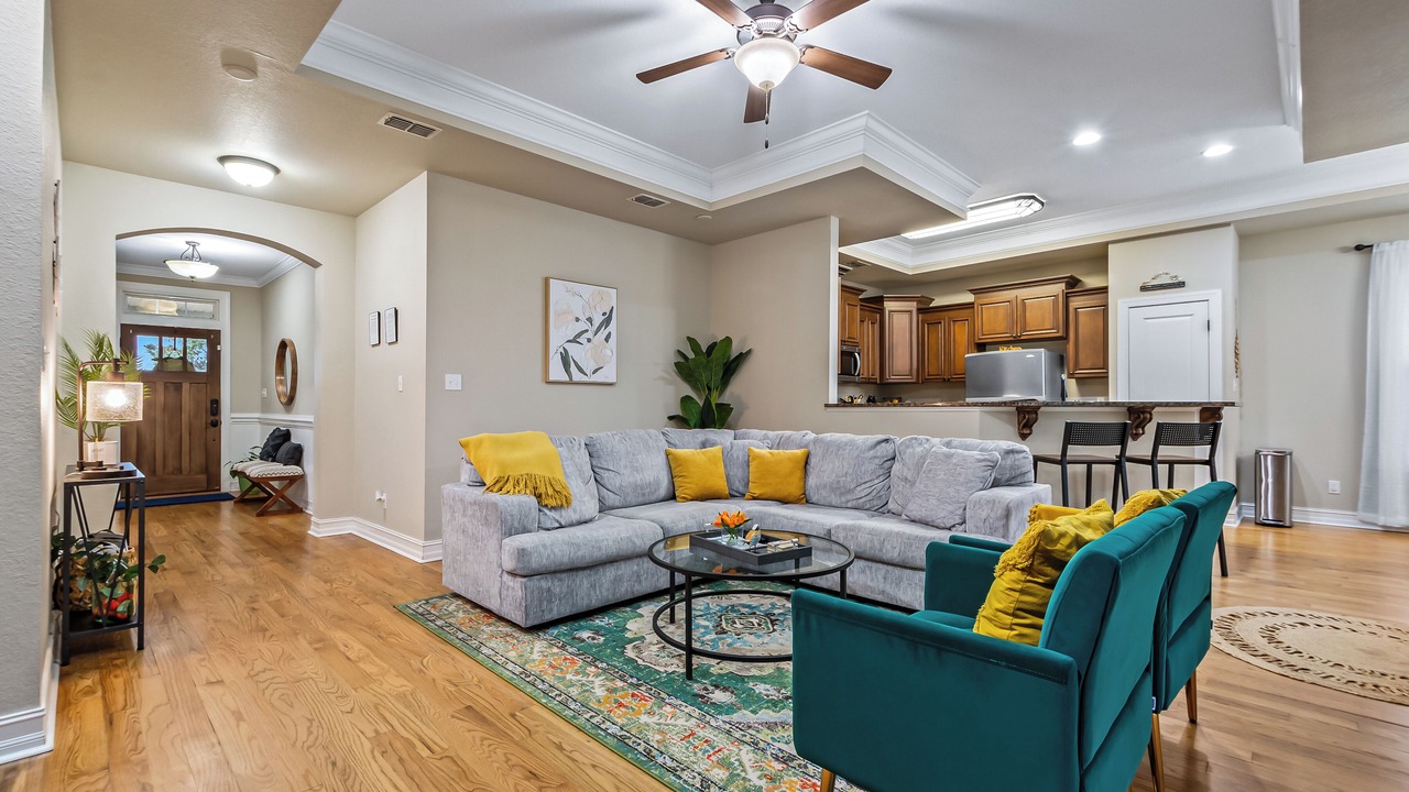 Photo of Livingroom in Tallahassee