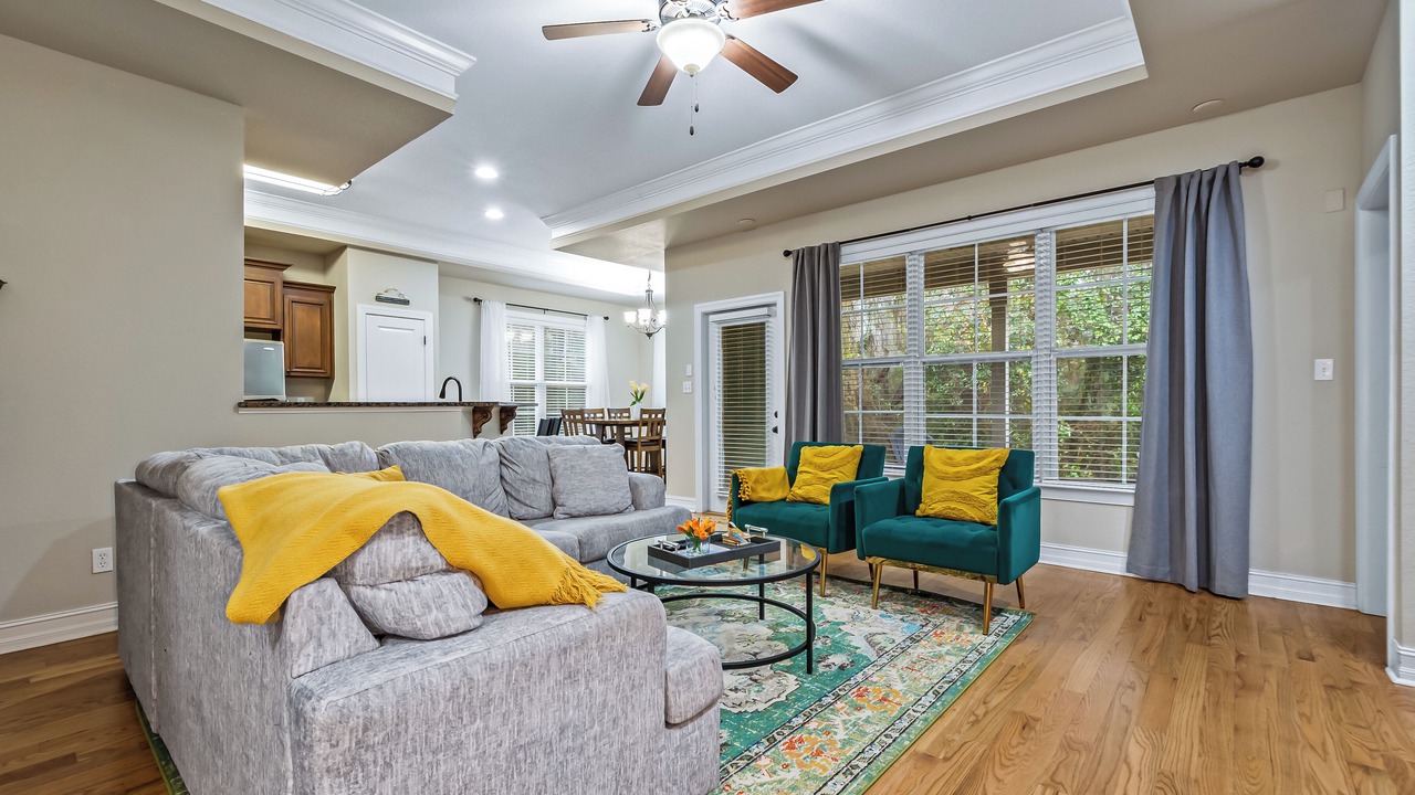 Photo of Livingroom in Tallahassee