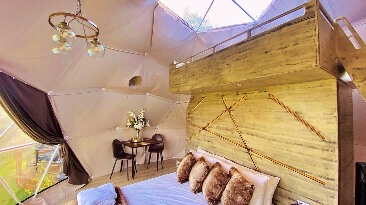 Photo of Bedroom in Chiddingstone Hoath