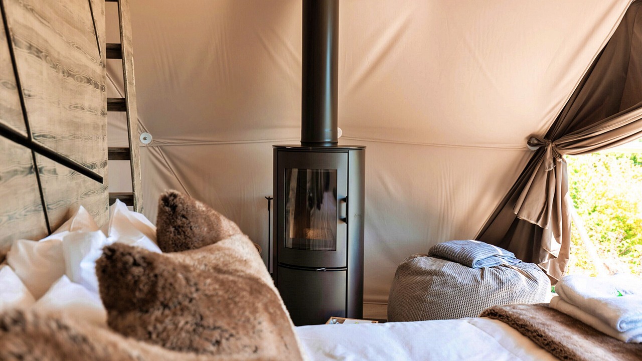 Photo of Bedroom in Chiddingstone Hoath