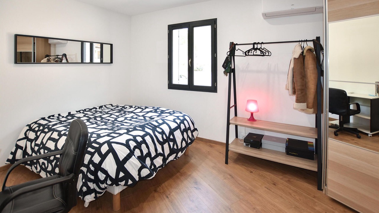 Photo of Others in Propiac