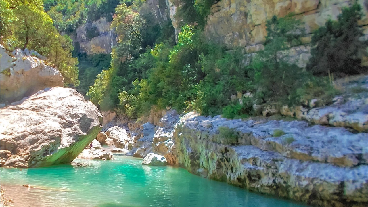 Photo of Others in Propiac