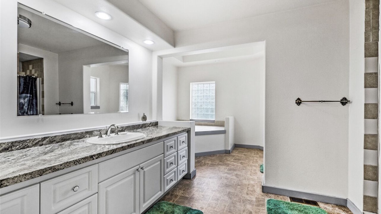 Photo of Bathroom in Smokey Point