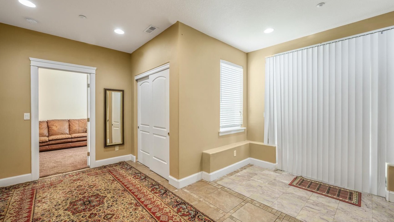 Photo of Others in Powellhurst-Gilbert