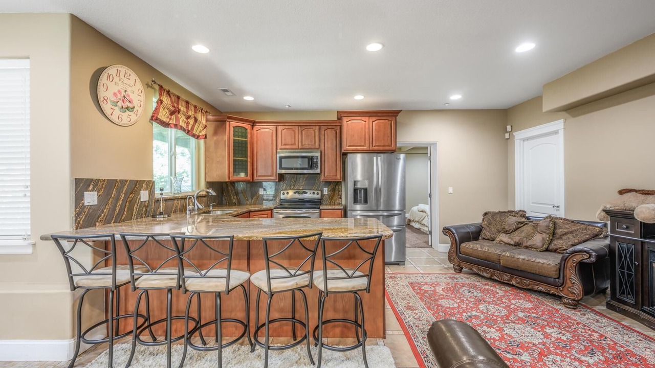 Photo of Others in Powellhurst-Gilbert