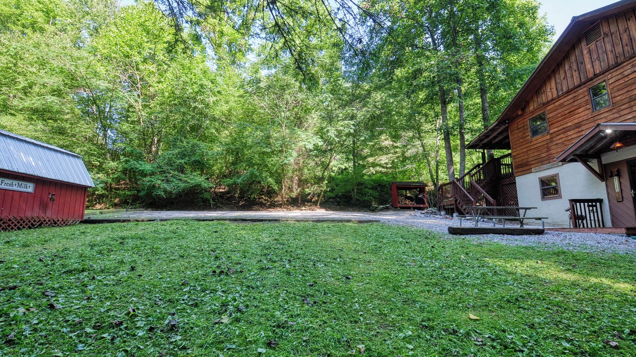 Photo of Outdoor in Cosby