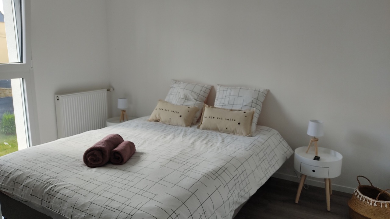Photo of Bedroom in Lampaul-Plouarzel