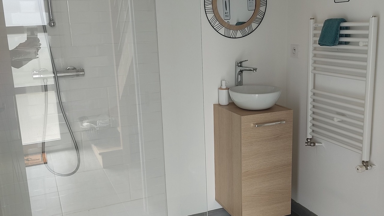 Photo of Bathroom in Lampaul-Plouarzel