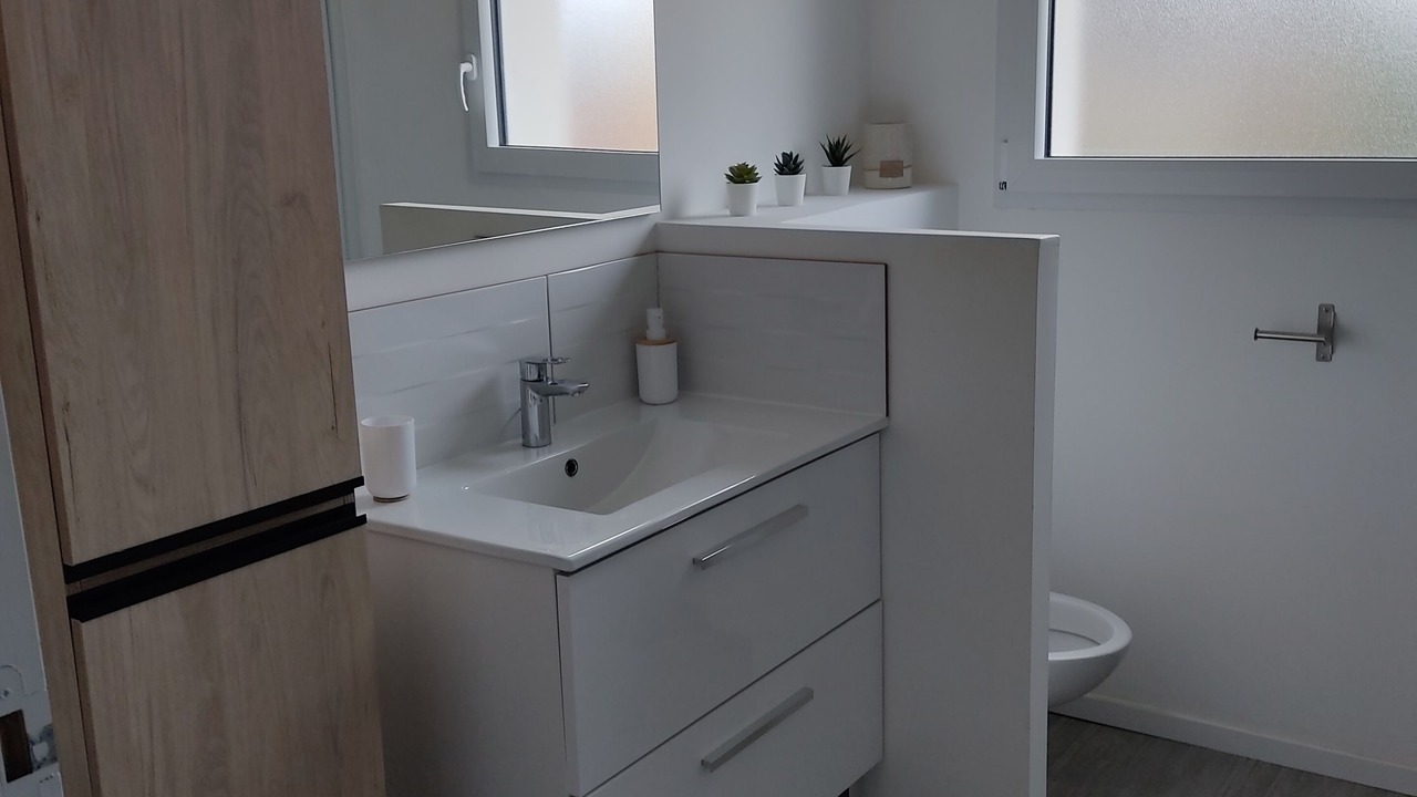 Photo of Bathroom in Lampaul-Plouarzel