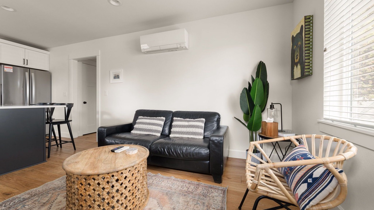 Photo of Livingroom in Southern Crossing