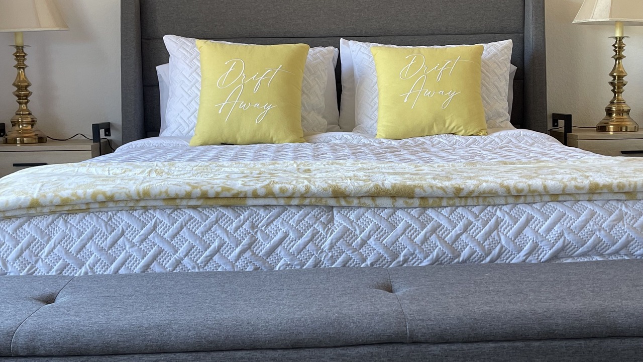 Photo of Bedroom in Point Venture