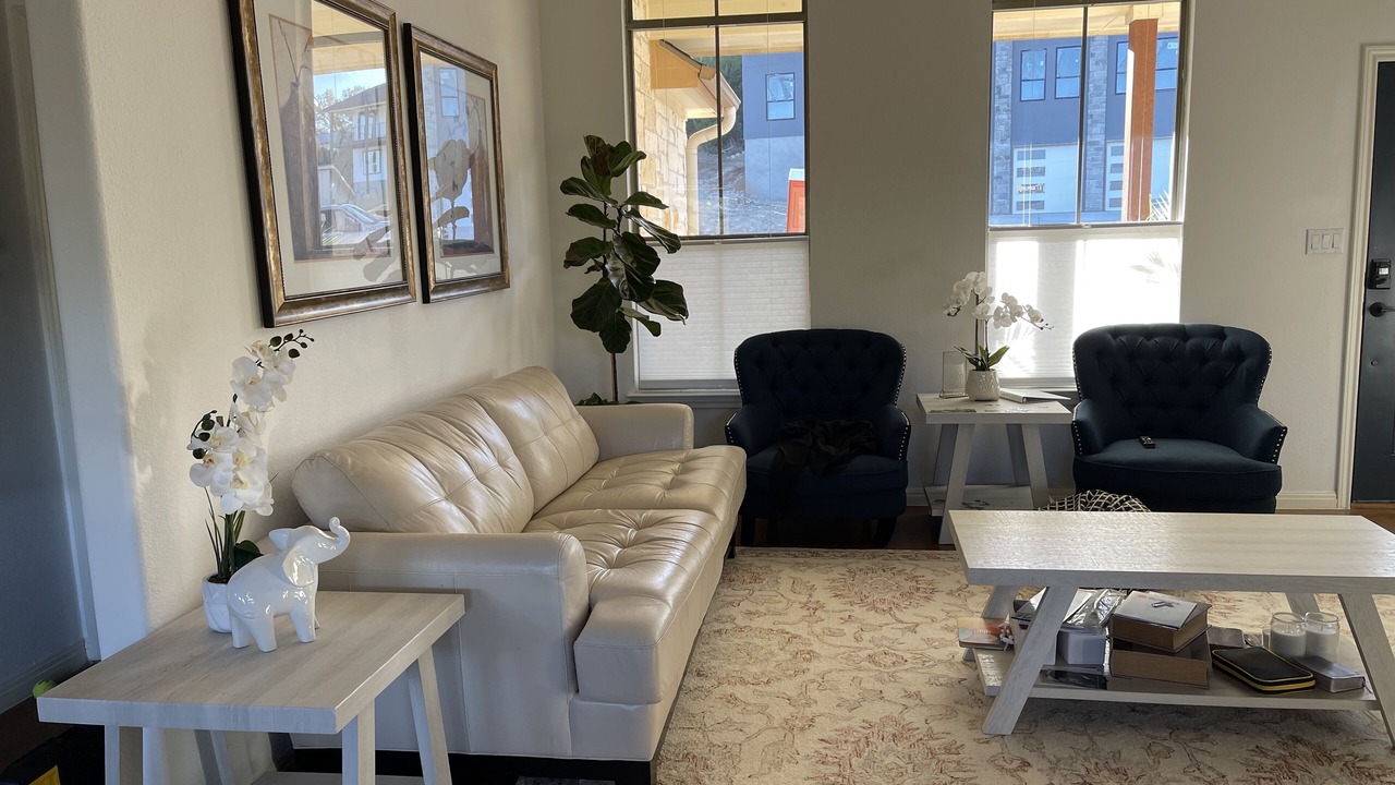 Photo of Livingroom in Point Venture