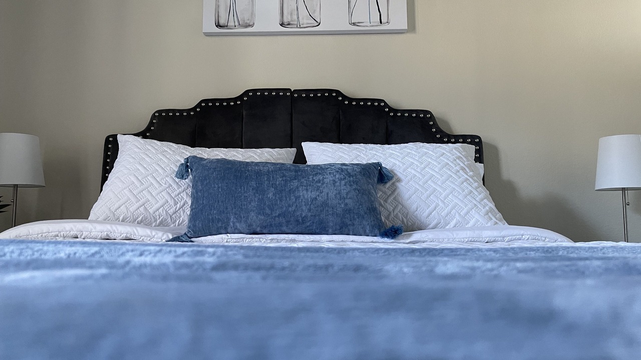 Photo of Bedroom in Point Venture