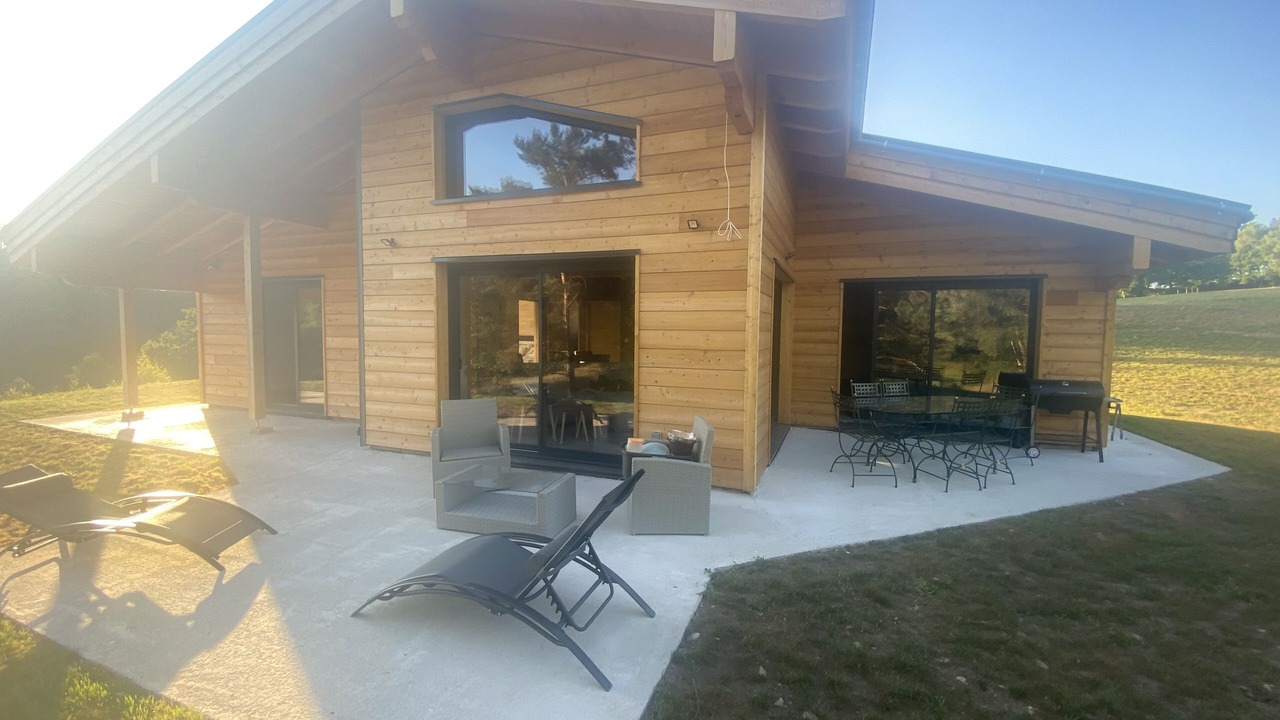 Photo of Outdoor in Vitrac-sur-Montane