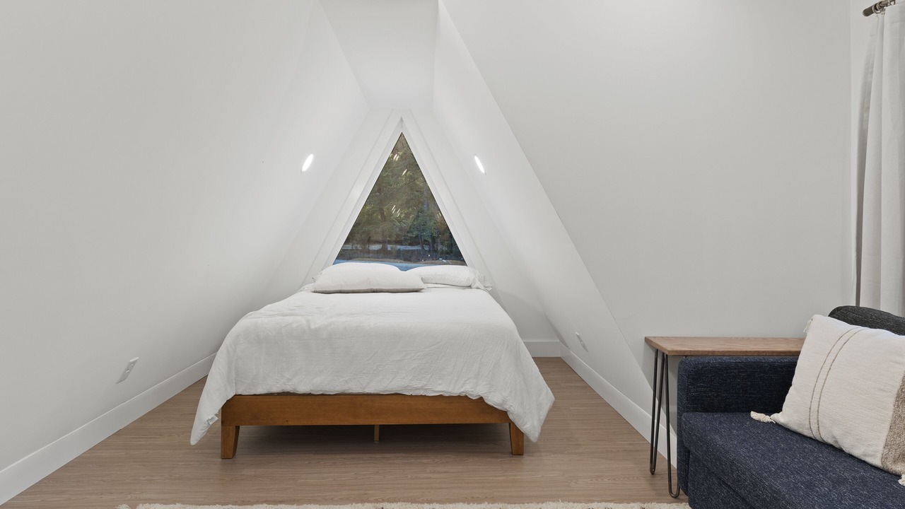 Photo of Bedroom in Manson