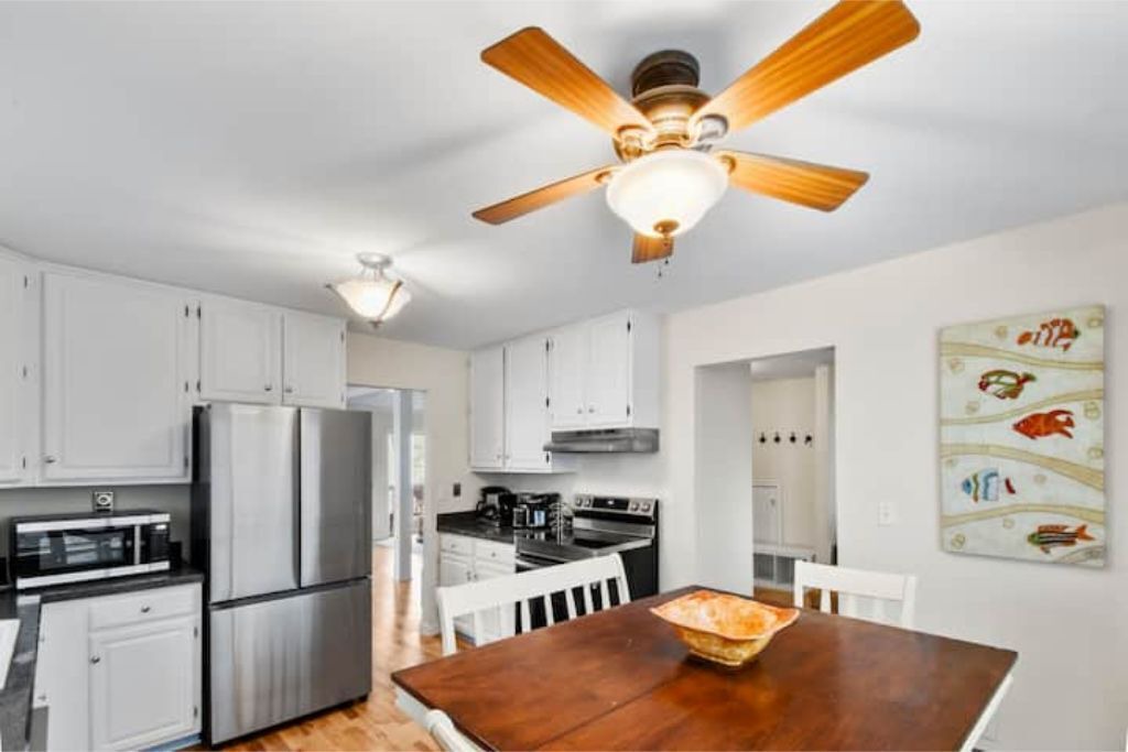 Photo of Kitchen in Roseland
