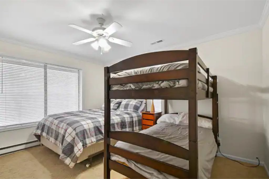 Photo of Bedroom in Roseland