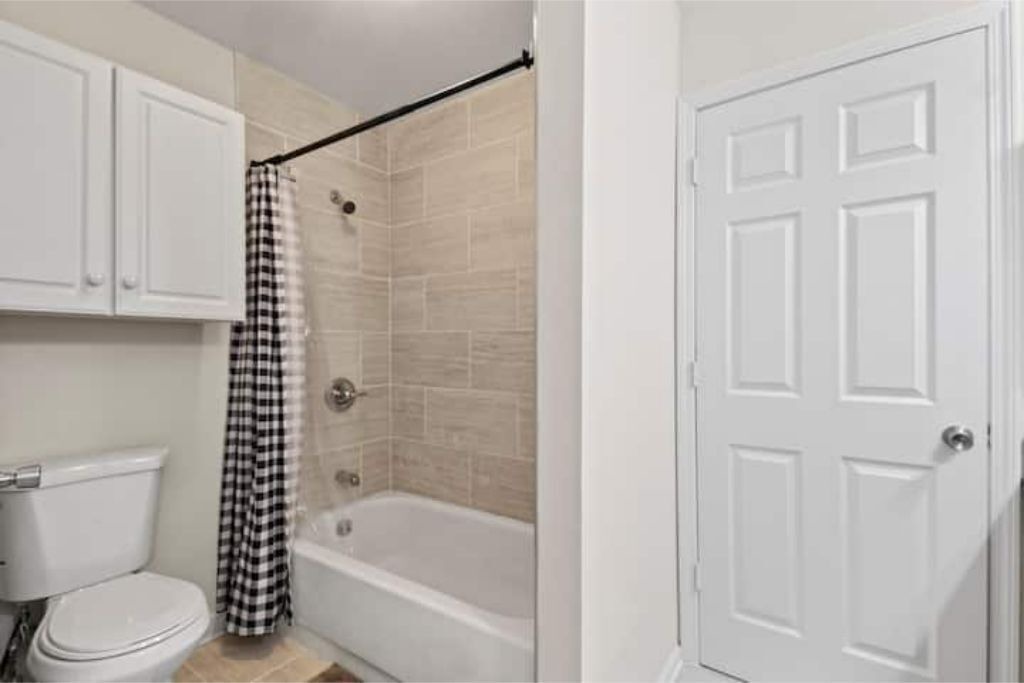 Photo of Bathroom in Roseland