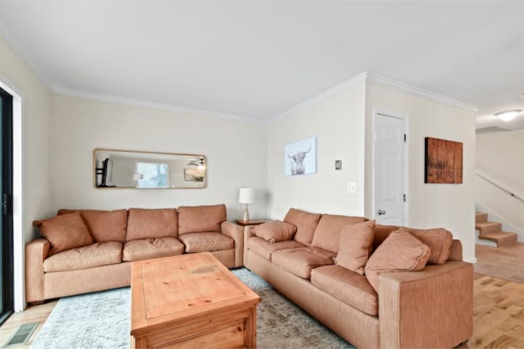 Photo of Livingroom in Roseland