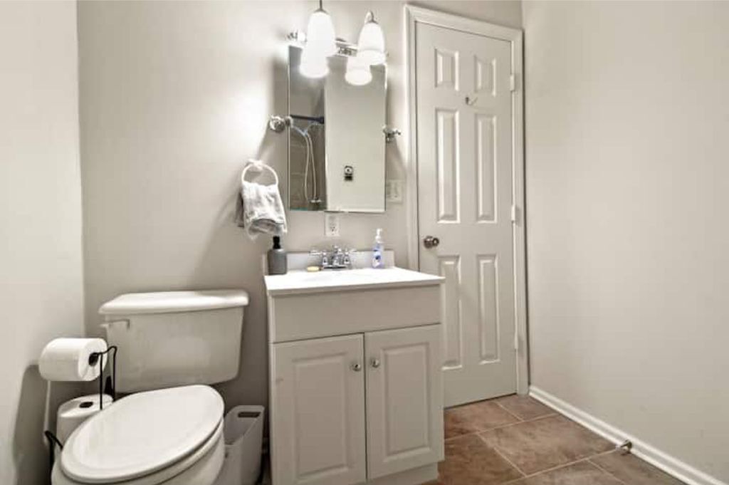 Photo of Bathroom in Roseland