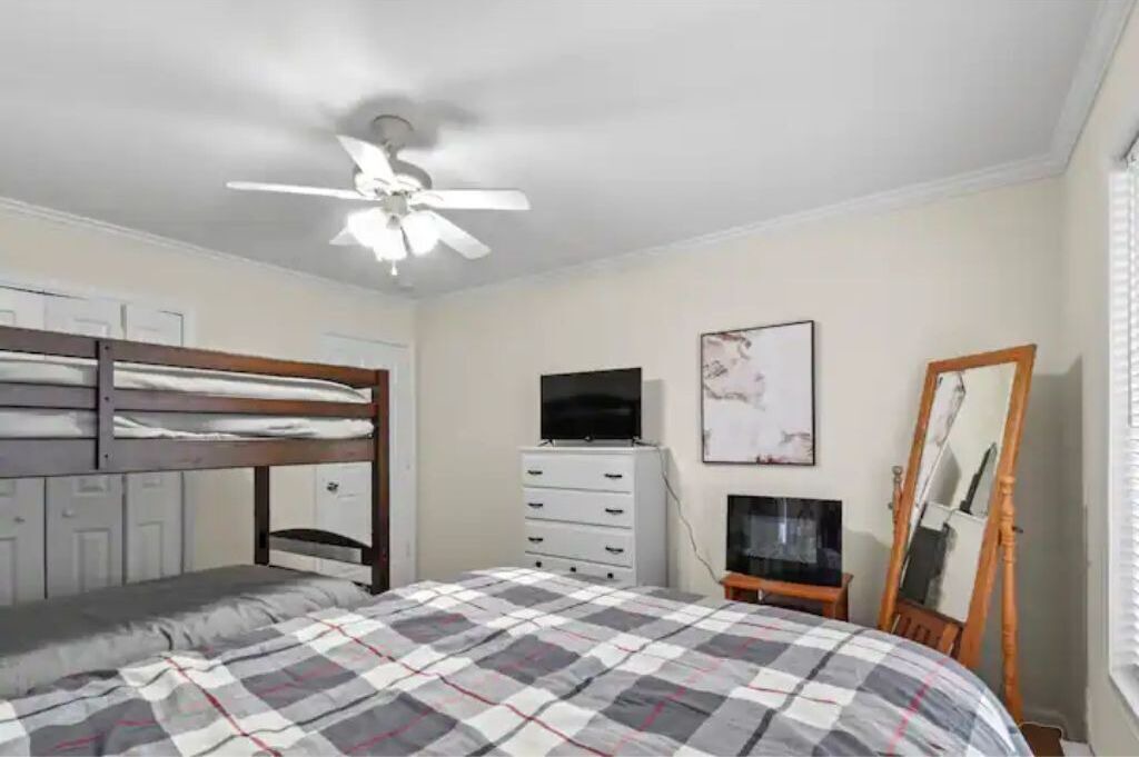 Photo of Bedroom in Roseland