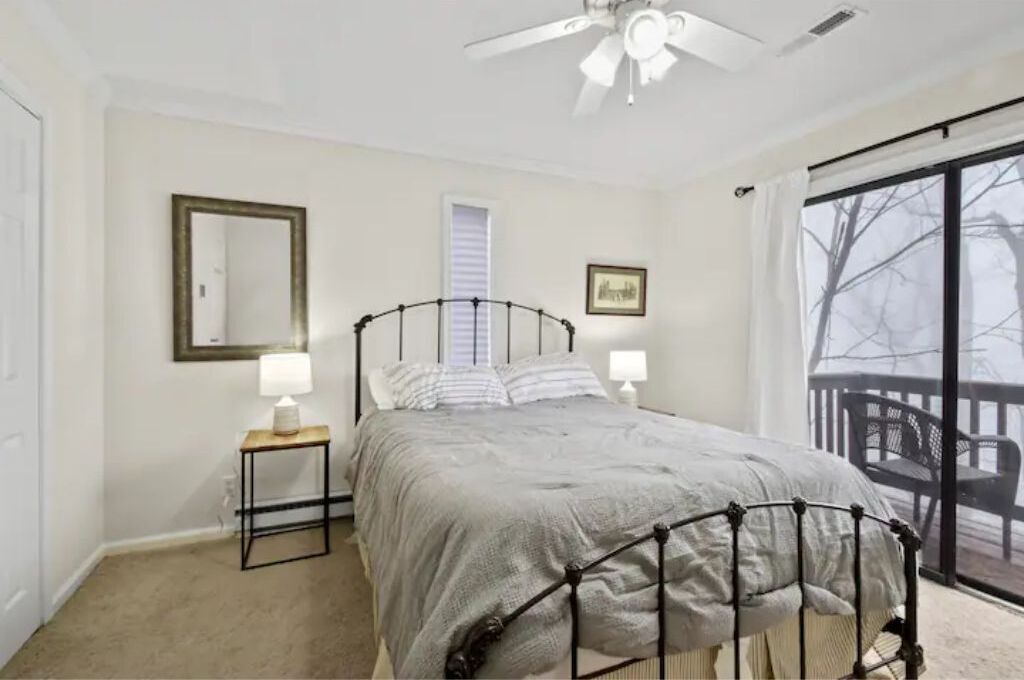 Photo of Bedroom in Roseland