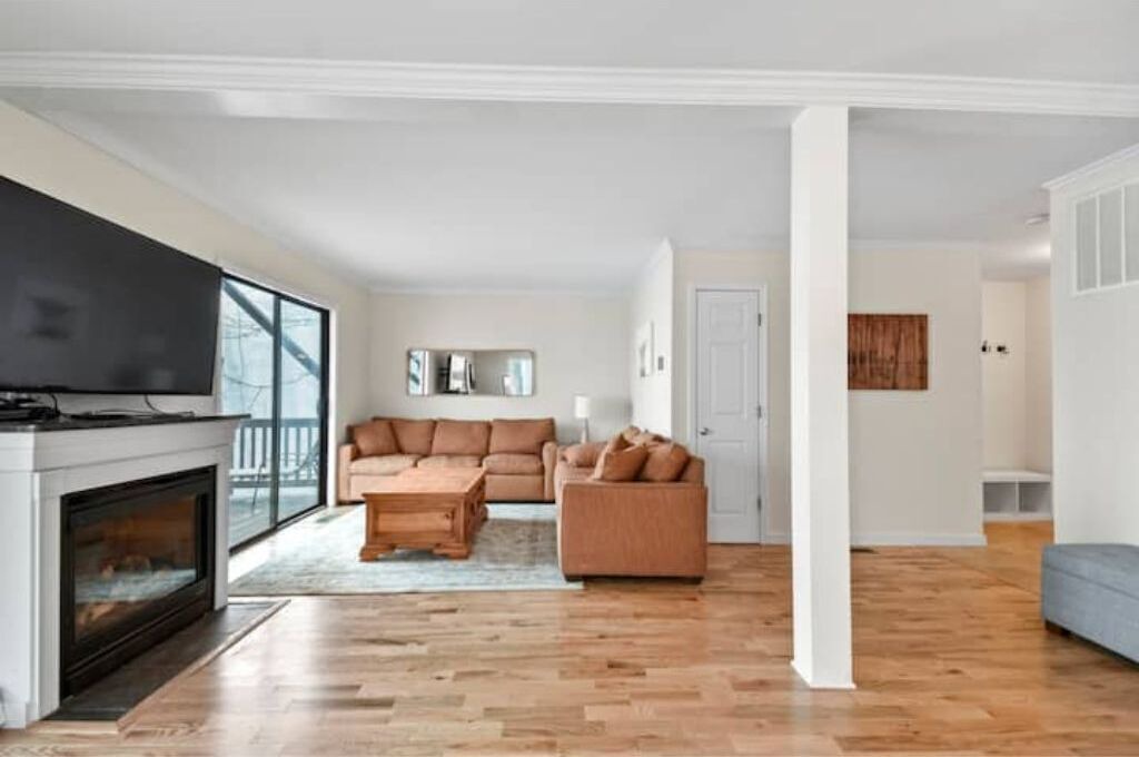 Photo of Livingroom in Roseland